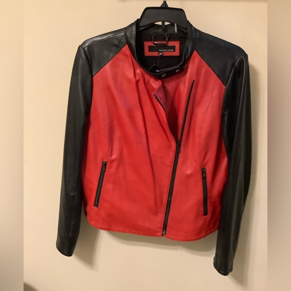 Wilson red & black leather cotton lined XXL jacket worn once,2 side zip pockets